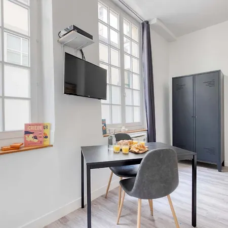 New & Design Studios In The Heart Of Le Marais Paris Exterior photo