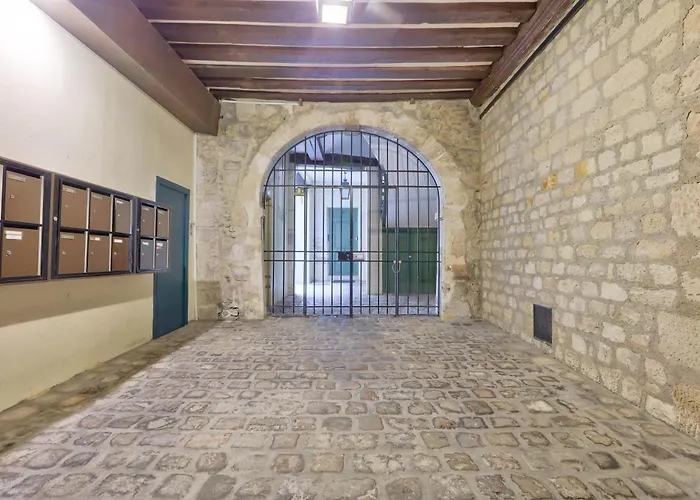 New & Design Studios In The Heart Of Le Marais