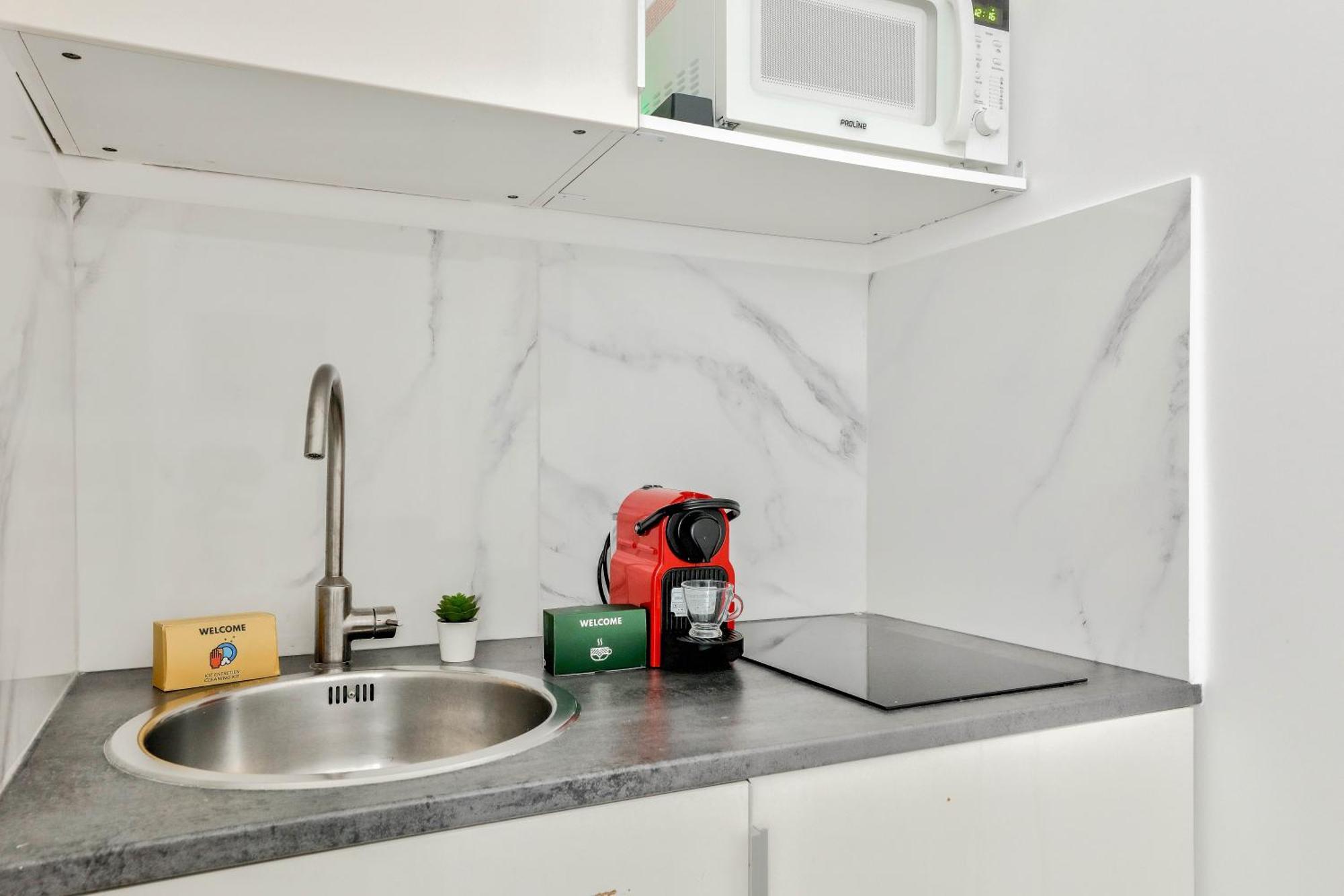 New & Design In The Heart Of Le Marais Appartement Parijs